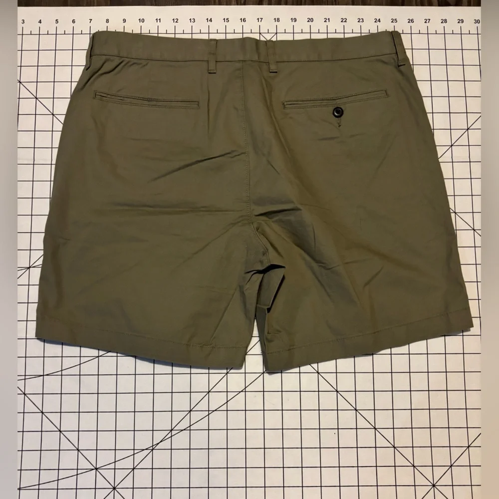 NWT J.‎ Crew Men’s Size 35 Green Flat Front Shorts Casual Style
